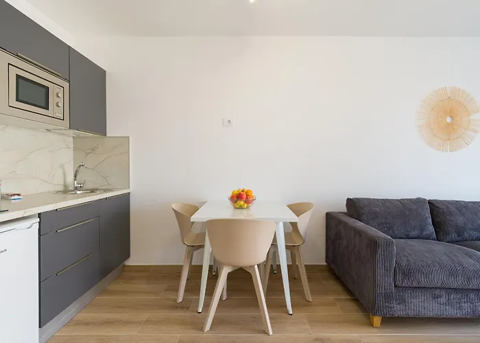 Alisios Easy * Κοραλέχο